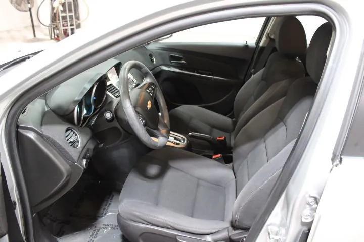 used 2016 Chevrolet Cruze Limited car, priced at $9,500