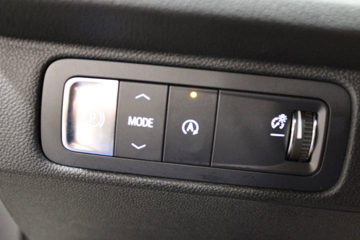new 2025 Chevrolet Traverse car, priced at $44,195