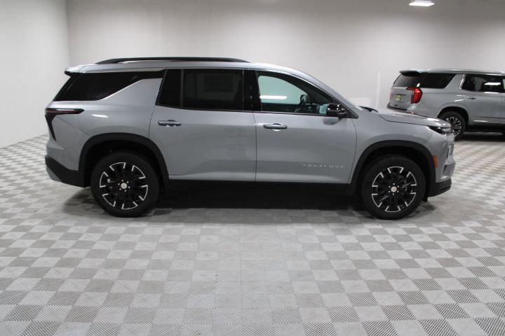 new 2025 Chevrolet Traverse car, priced at $44,195
