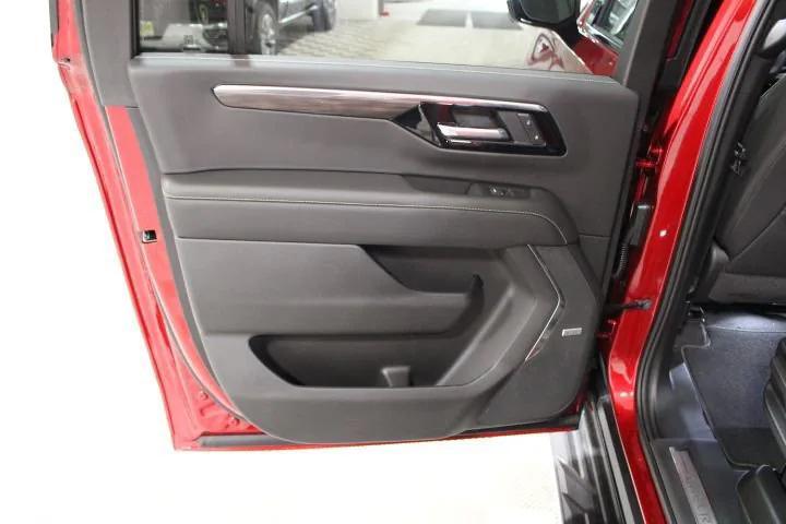 new 2025 Chevrolet Suburban car, priced at $84,210