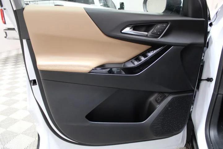 new 2026 Chevrolet Equinox car, priced at $38,665