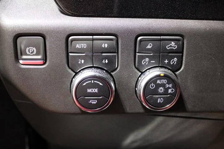 new 2025 GMC Sierra 1500 car, priced at $58,230