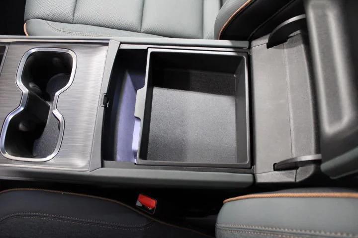 new 2025 GMC Acadia car, priced at $47,980
