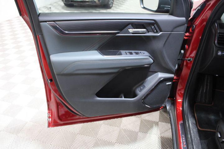 new 2025 GMC Acadia car, priced at $49,480