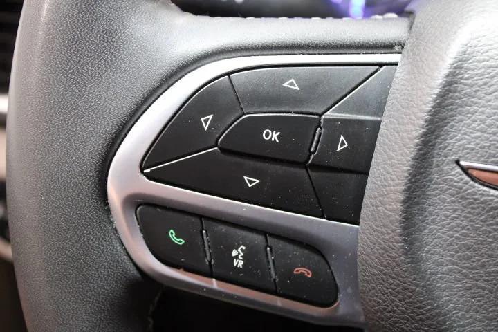 used 2023 Chrysler Pacifica car, priced at $28,285