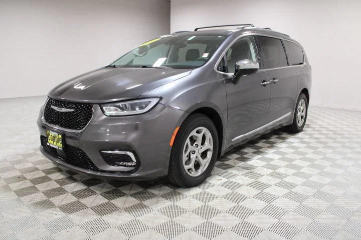 used 2023 Chrysler Pacifica car, priced at $28,285