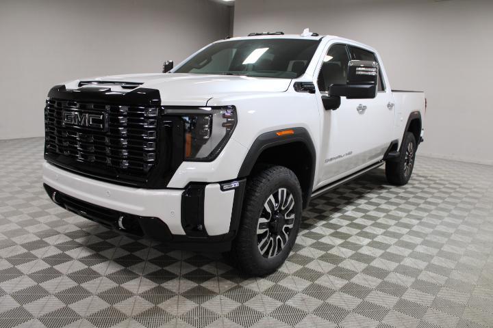 new 2025 GMC Sierra 2500 car, priced at $92,980