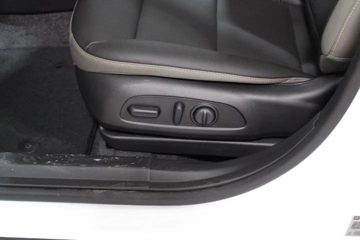 new 2025 Chevrolet Trax car, priced at $25,190