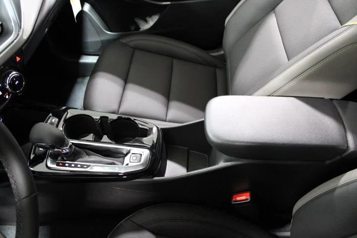 new 2025 Chevrolet Trax car, priced at $25,190