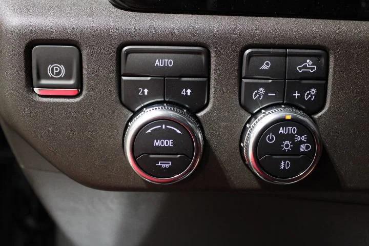 new 2025 GMC Sierra 1500 car, priced at $56,175