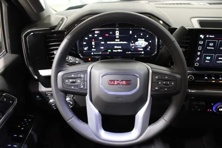 new 2025 GMC Sierra 1500 car, priced at $47,650