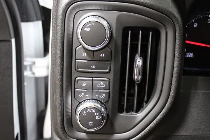 new 2025 GMC Sierra 2500 car, priced at $53,650