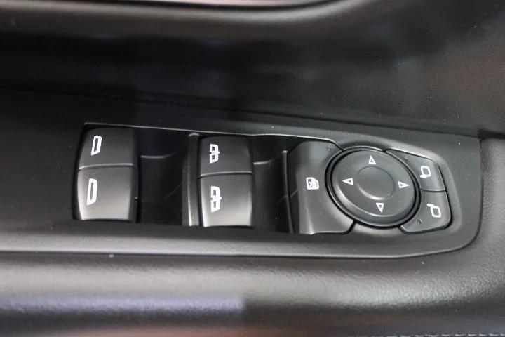 used 2022 GMC Yukon XL car, priced at $41,995