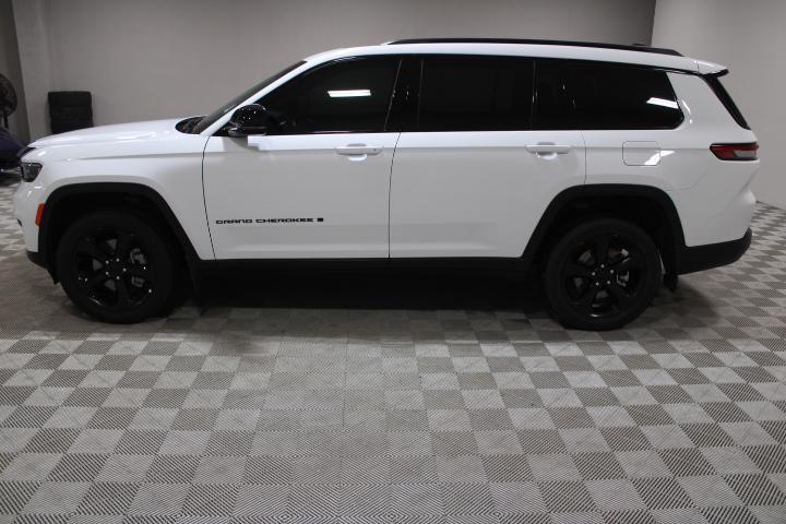 used 2024 Jeep Grand Cherokee L car, priced at $40,495