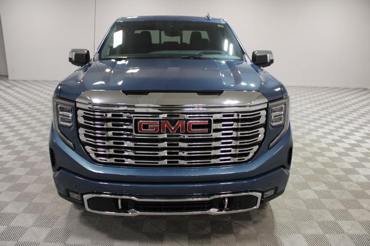 new 2025 GMC Sierra 1500 car, priced at $66,800