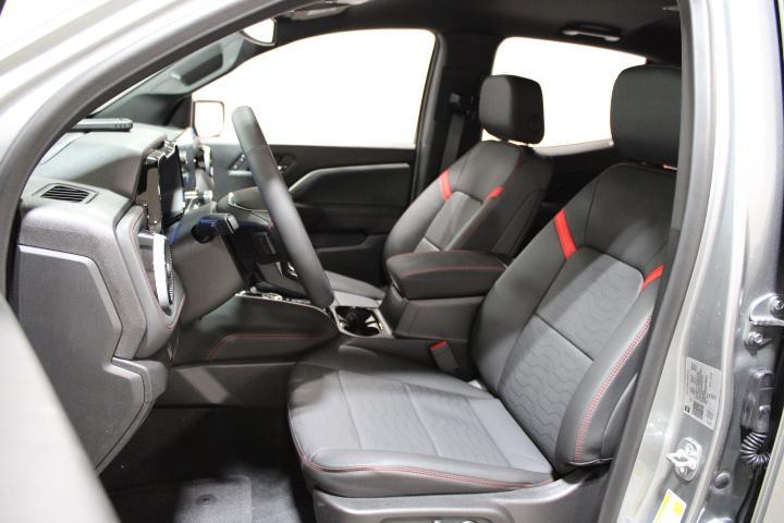 new 2025 Chevrolet Colorado car, priced at $47,315