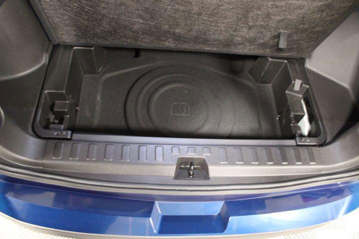 used 2022 GMC Terrain car, priced at $27,395