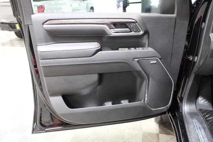 new 2025 Chevrolet Silverado 2500 car, priced at $65,020