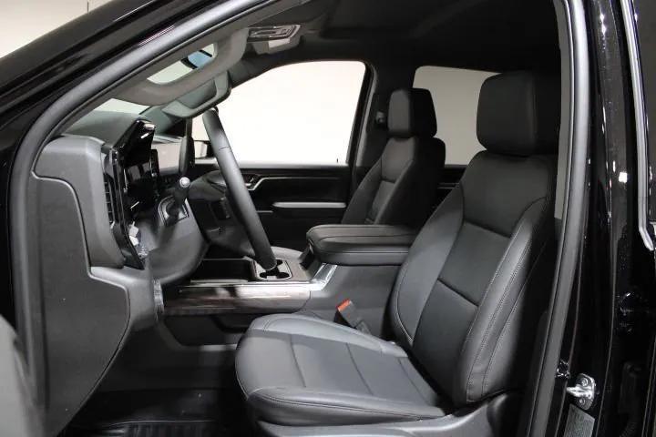 new 2025 Chevrolet Silverado 2500 car, priced at $65,020