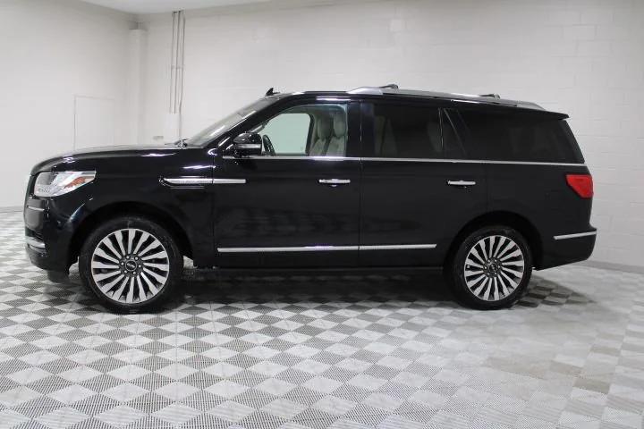used 2019 Lincoln Navigator car, priced at $35,495