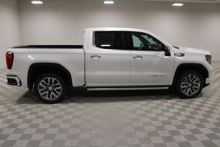 new 2025 GMC Sierra 1500 car, priced at $66,605