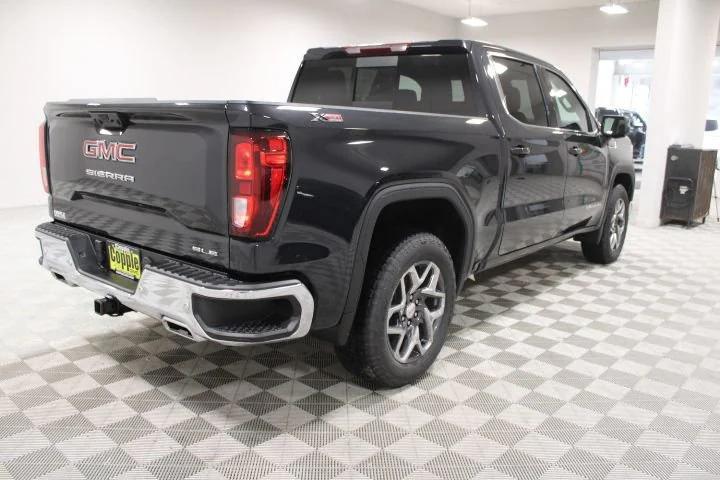 new 2025 GMC Sierra 1500 car, priced at $52,600