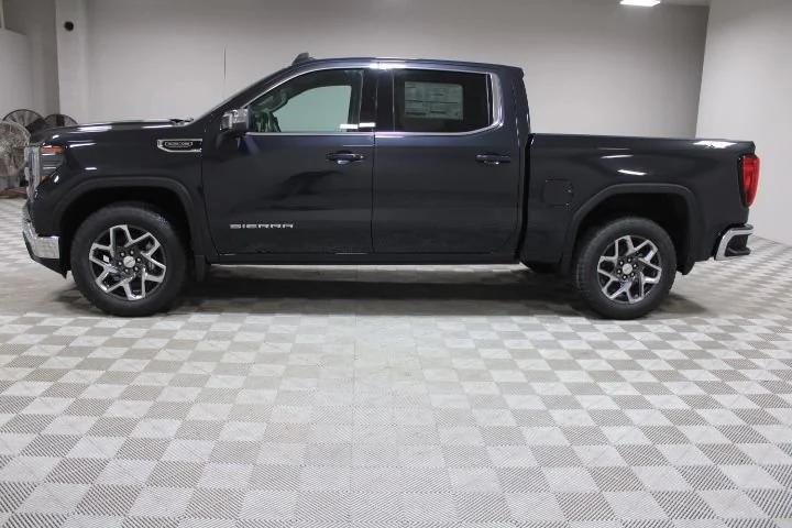 new 2025 GMC Sierra 1500 car, priced at $52,600