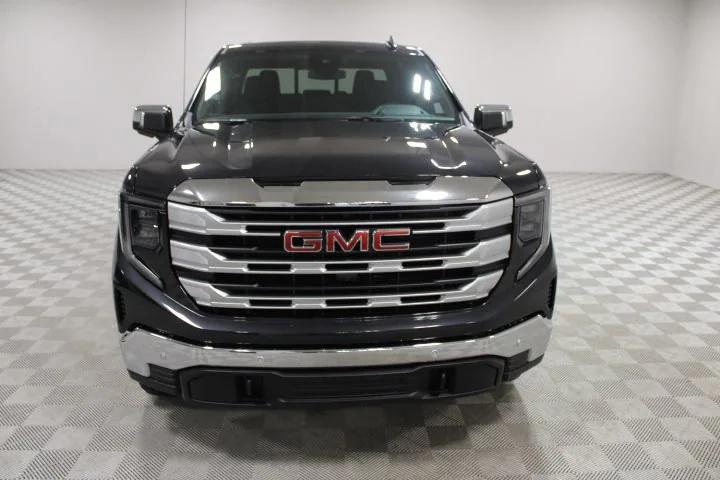 new 2025 GMC Sierra 1500 car, priced at $52,600