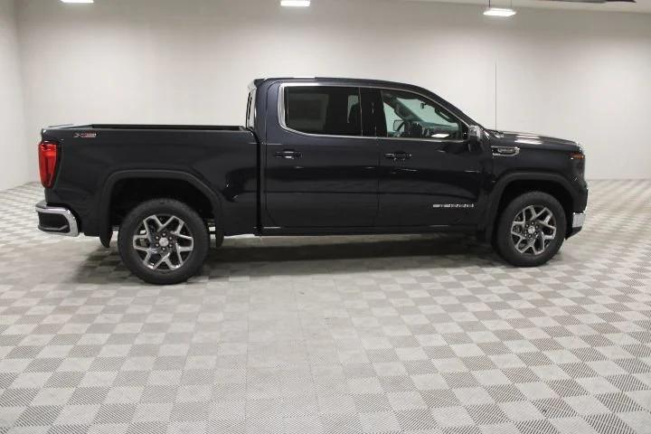 new 2025 GMC Sierra 1500 car, priced at $52,600