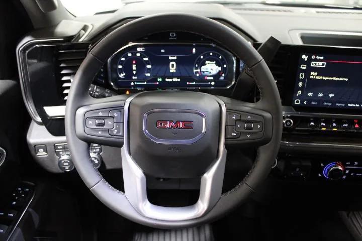 new 2025 GMC Sierra 1500 car, priced at $52,600