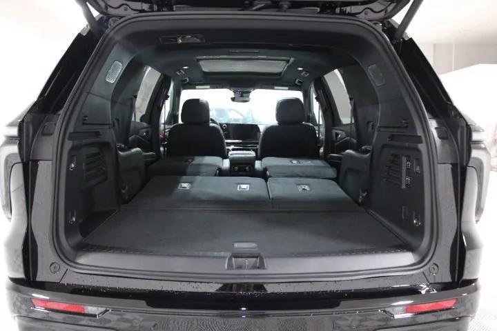 new 2026 Chevrolet Traverse car, priced at $57,795