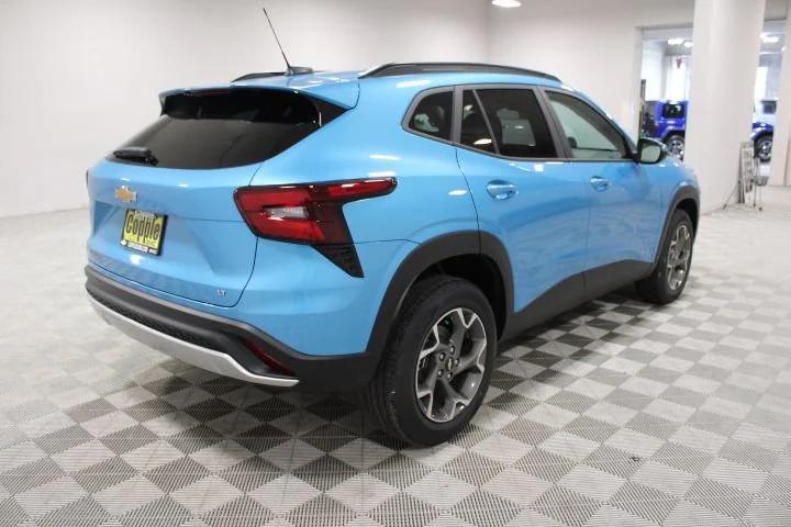new 2025 Chevrolet Trax car, priced at $25,230