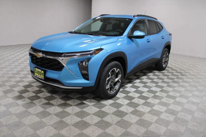 new 2025 Chevrolet Trax car, priced at $25,230