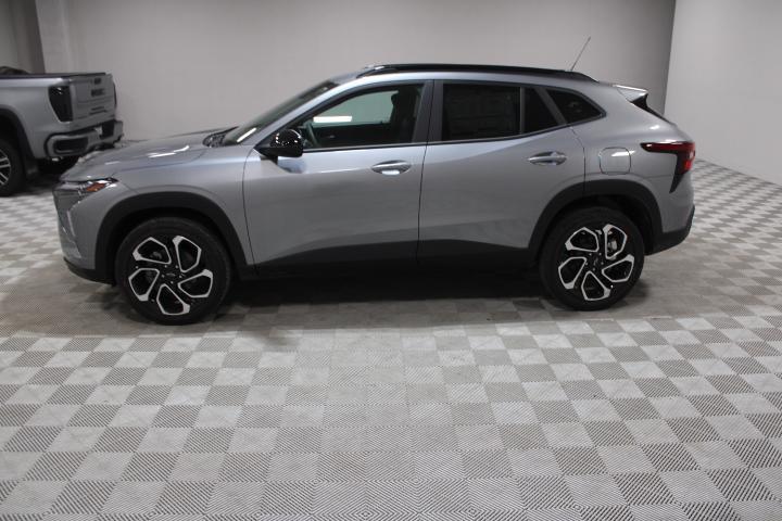 new 2025 Chevrolet Trax car, priced at $25,390