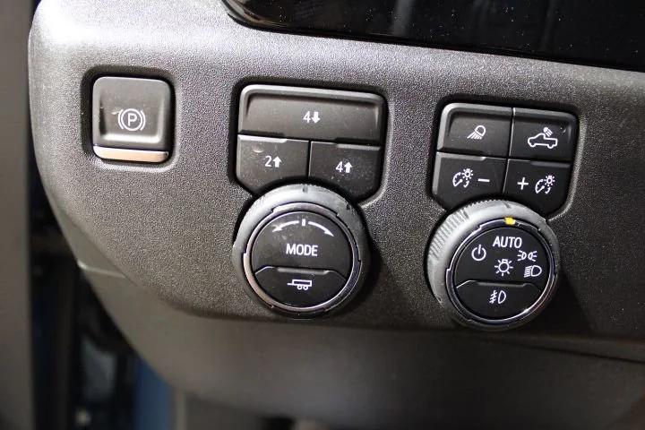 new 2025 Chevrolet Silverado 2500 car, priced at $69,980