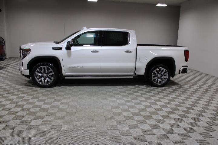 new 2024 GMC Sierra 1500 car, priced at $66,555