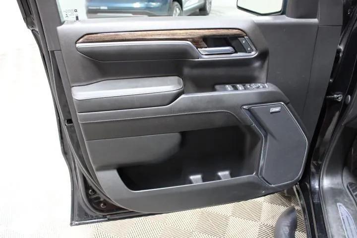 used 2022 GMC Sierra 1500 car, priced at $44,195