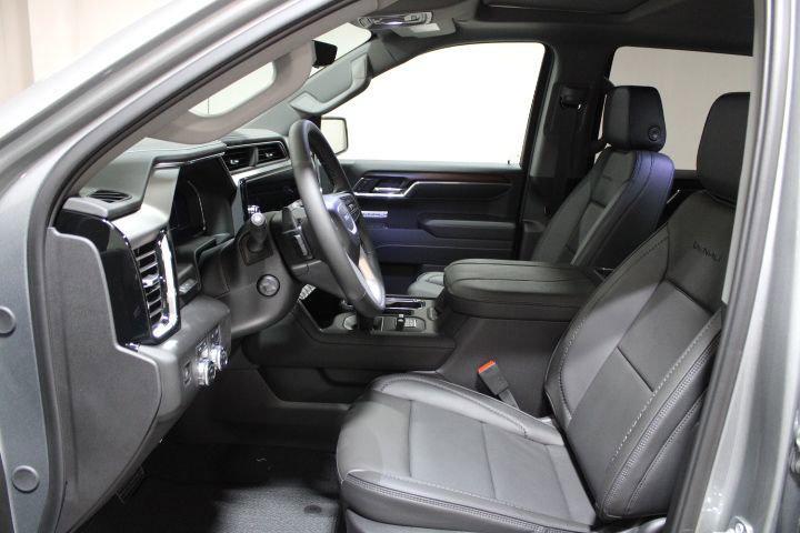 new 2025 GMC Sierra 1500 car, priced at $69,395