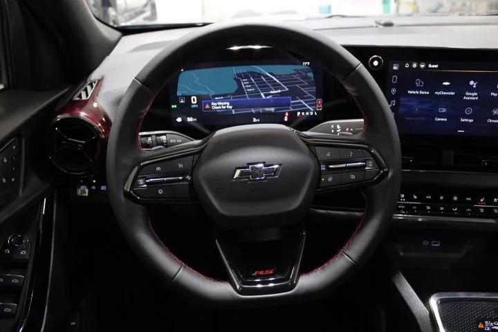 new 2026 Chevrolet Equinox car, priced at $34,290