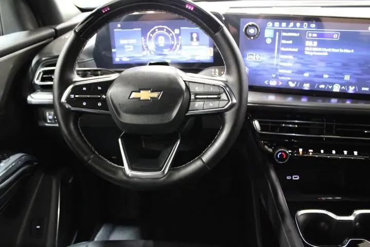 new 2025 Chevrolet Traverse car, priced at $46,130