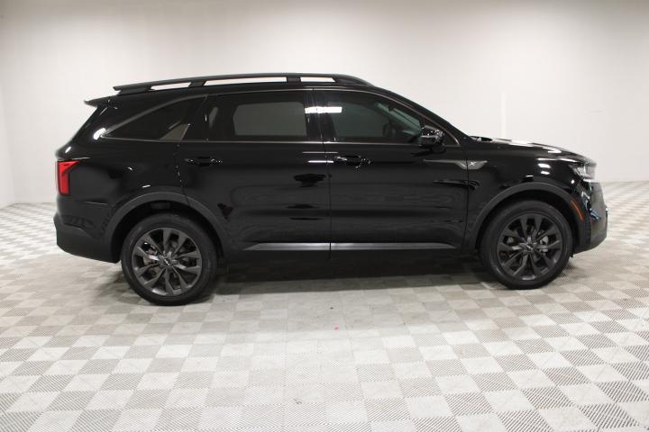 used 2023 Kia Sorento car, priced at $33,595