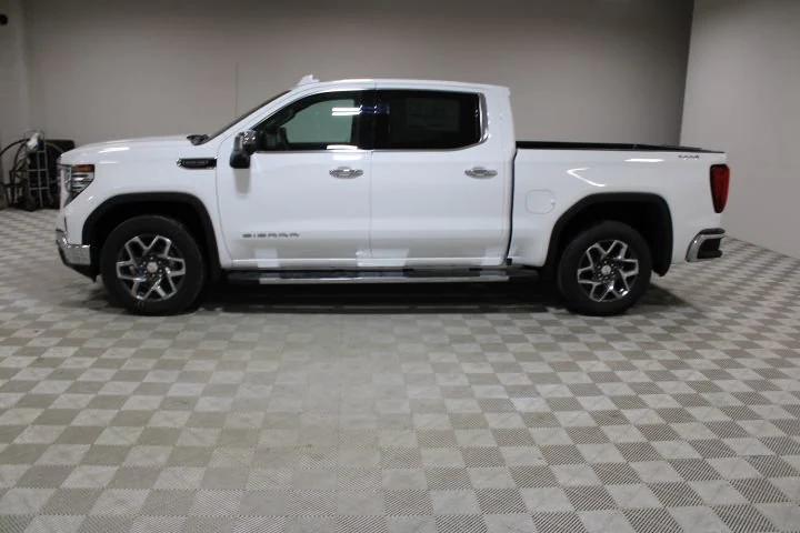 new 2025 GMC Sierra 1500 car, priced at $53,075