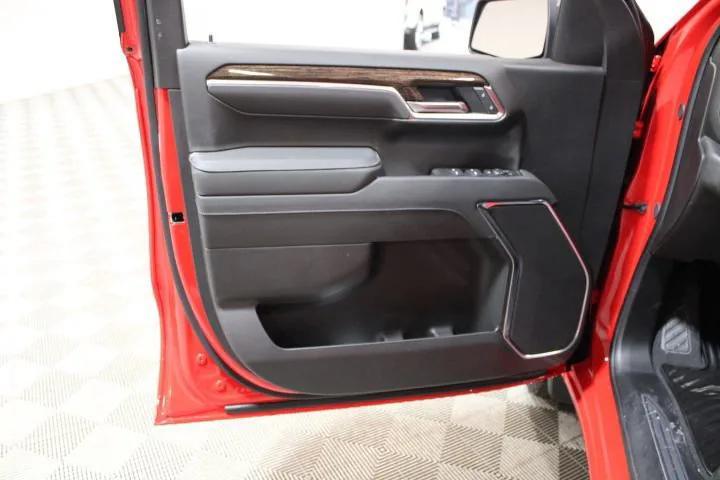new 2025 GMC Sierra 1500 car, priced at $48,600