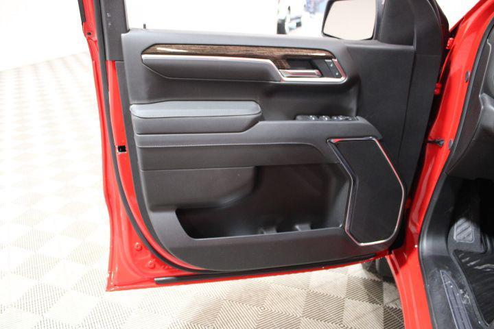 new 2025 GMC Sierra 1500 car, priced at $54,300