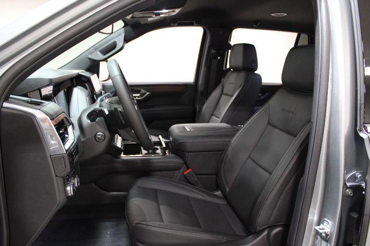 new 2025 GMC Yukon car, priced at $81,715