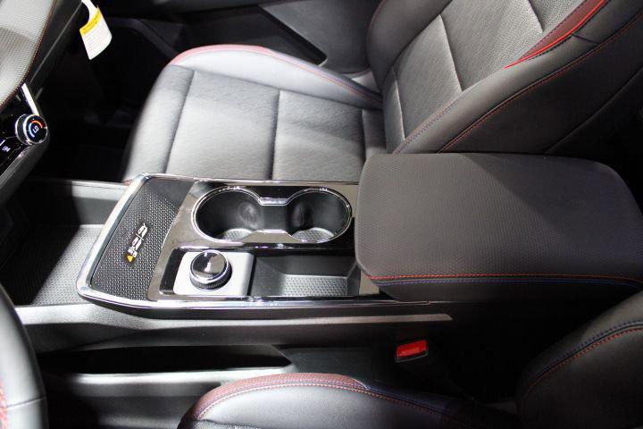 new 2026 Chevrolet Equinox car, priced at $35,485