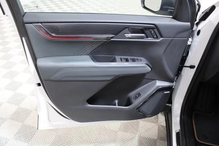 new 2025 GMC Acadia car, priced at $54,885