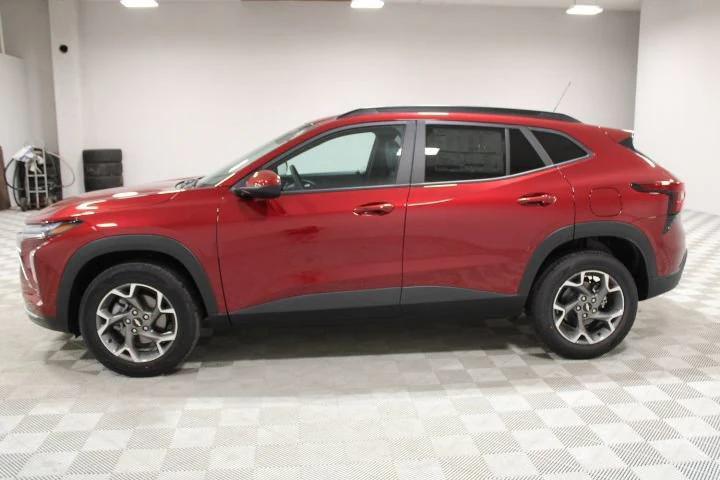 new 2025 Chevrolet Trax car, priced at $23,985