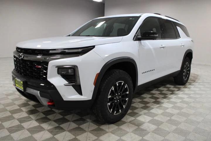 new 2026 Chevrolet Traverse car, priced at $55,875