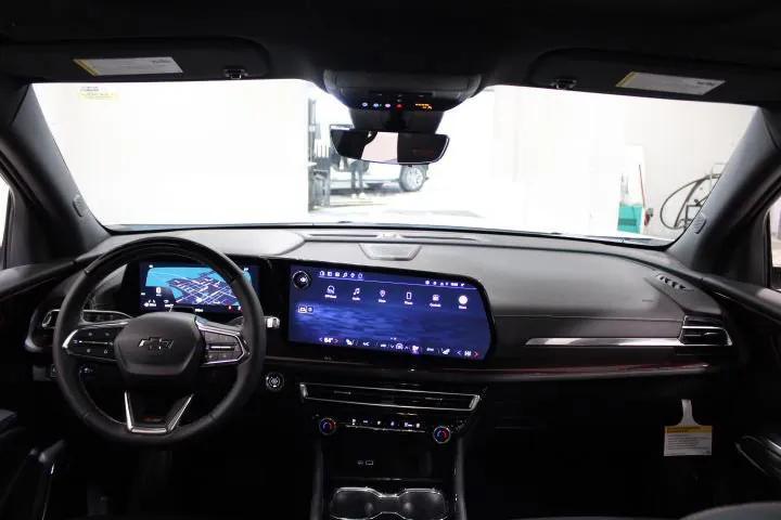 new 2026 Chevrolet Traverse car, priced at $55,875